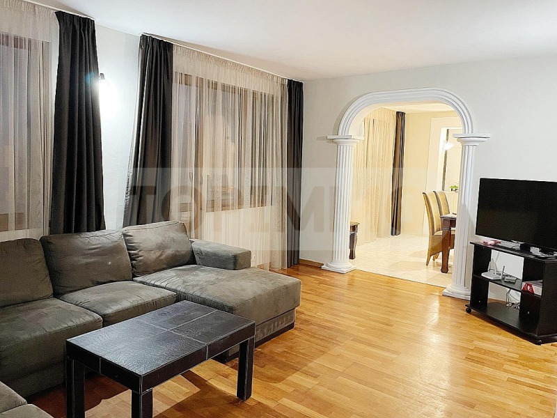 Дава под наем 4-СТАЕН, гр. Варна, Операта, снимка 2 - Апартаменти - 52397334