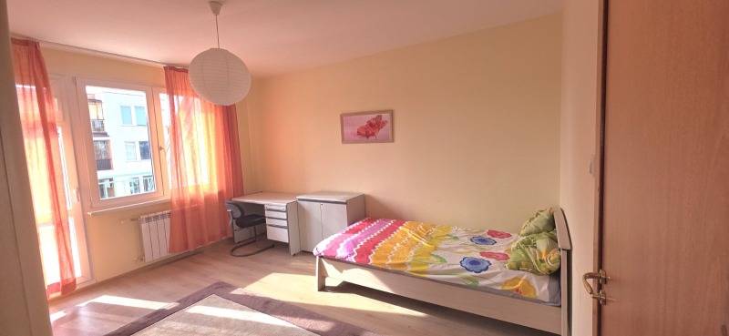Дава под Наем 3-СТАЕН в град София, Манастирски ливади - 180 кв.м / 850 € » 1 662.46 лв., ТВОЯТ ДОМ