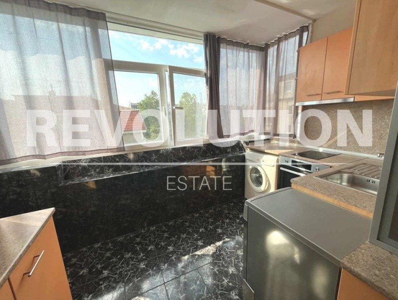 Дава под наем 2-СТАЕН, гр. Варна, Конфуто, снимка 2 - Апартаменти - 52802358