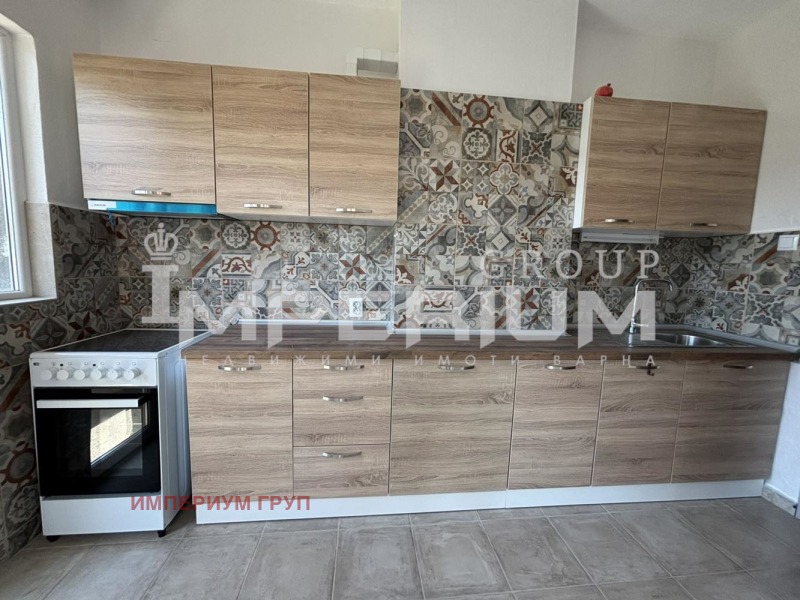 В аренду  2 спальни Варна , Спортна зала , 1000 кв.м | 15940101