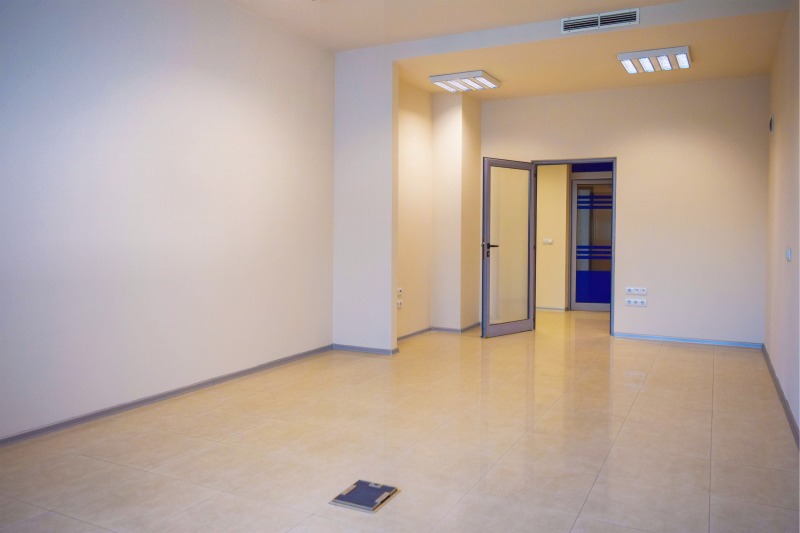 Do wynajęcia  Biuro Sofia , Goce Delczew , 187 mkw | 20484743 - obraz [9]