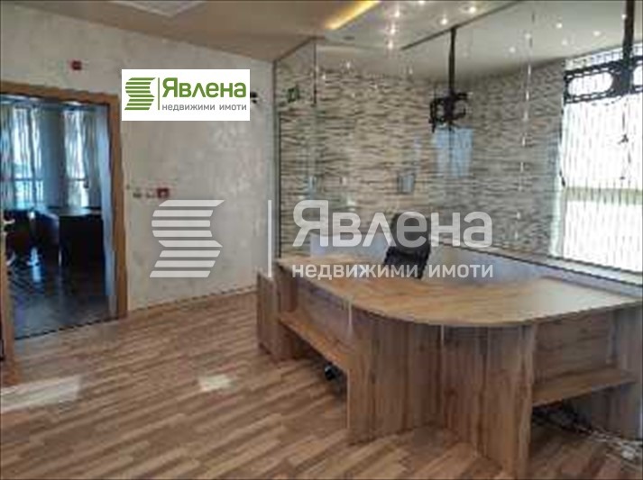 En renta  Oficina Sofia , Vrazhdebna , 327 metros cuadrados | 21987026