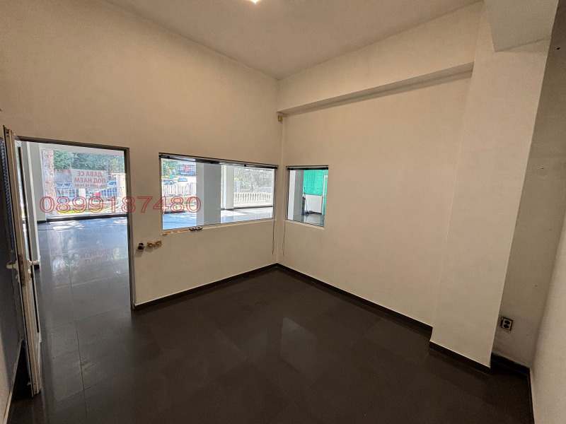 Дава под наем МАГАЗИН, гр. Кюстендил, Запад, снимка 9 - Магазини - 53073955