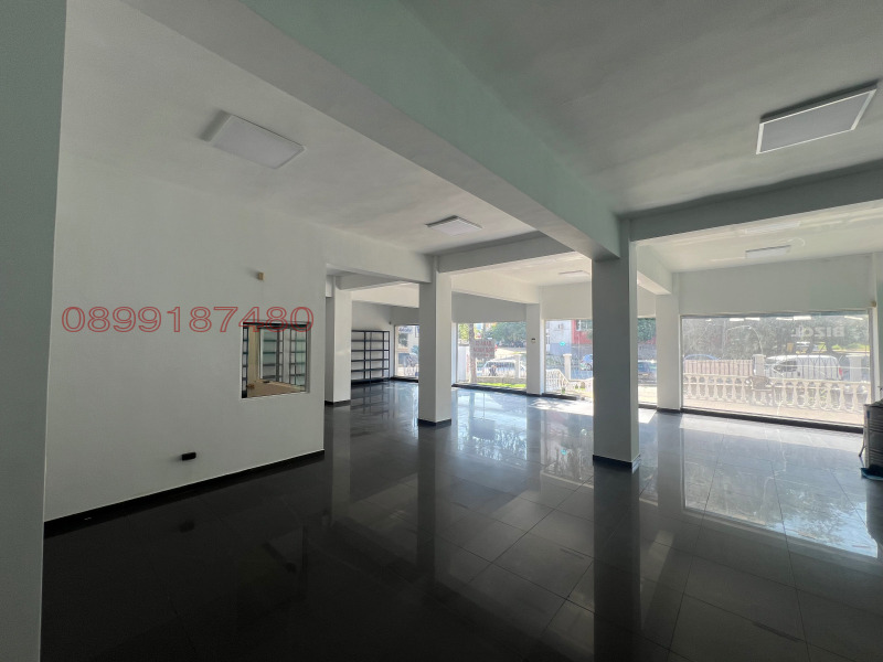 Дава под наем МАГАЗИН, гр. Кюстендил, Запад, снимка 6 - Магазини - 53073955