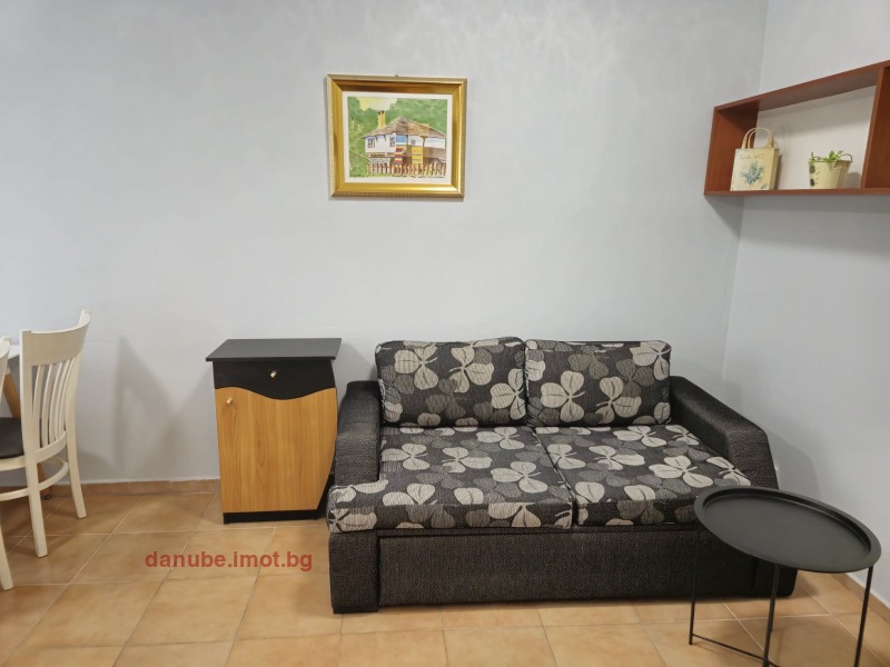 Zu vermieten  1 Schlafzimmer Ruse , Wazraschdane , 78 qm | 95452057 - Bild [3]