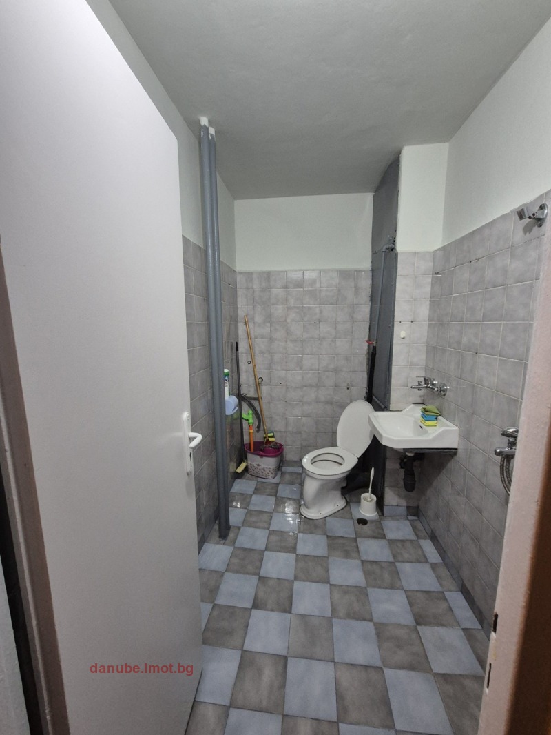 Zu vermieten  1 Schlafzimmer Ruse , Wazraschdane , 78 qm | 95452057 - Bild [13]