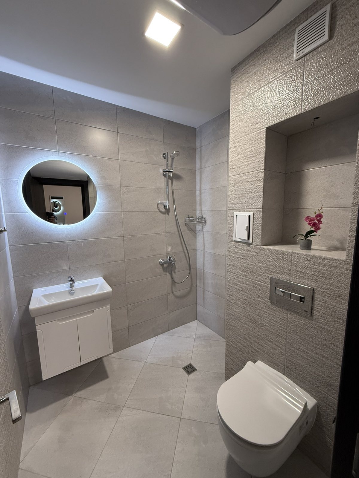 Дава под наем 2-СТАЕН, гр. Пловдив, Христо Смирненски, снимка 7 - Апартаменти - 54039919