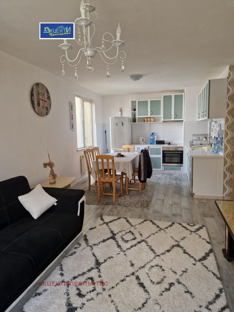 K pronájmu  1 ložnice Veliko Tarnovo , Zona B , 70 m2 | 23196965 - obraz [2]