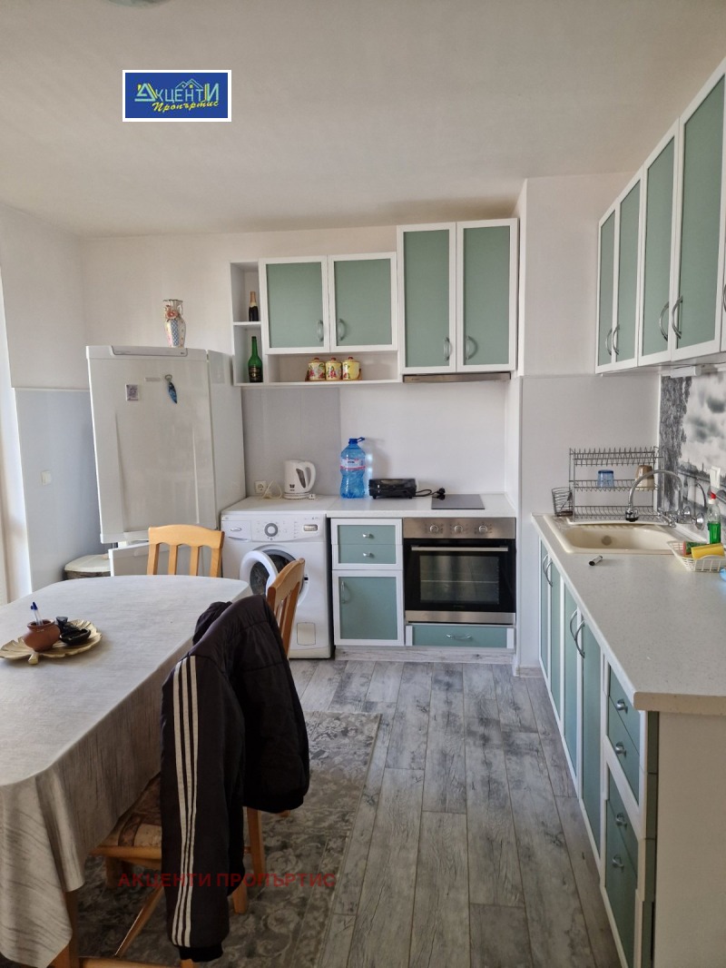K pronájmu  1 ložnice Veliko Tarnovo , Zona B , 70 m2 | 23196965 - obraz [3]