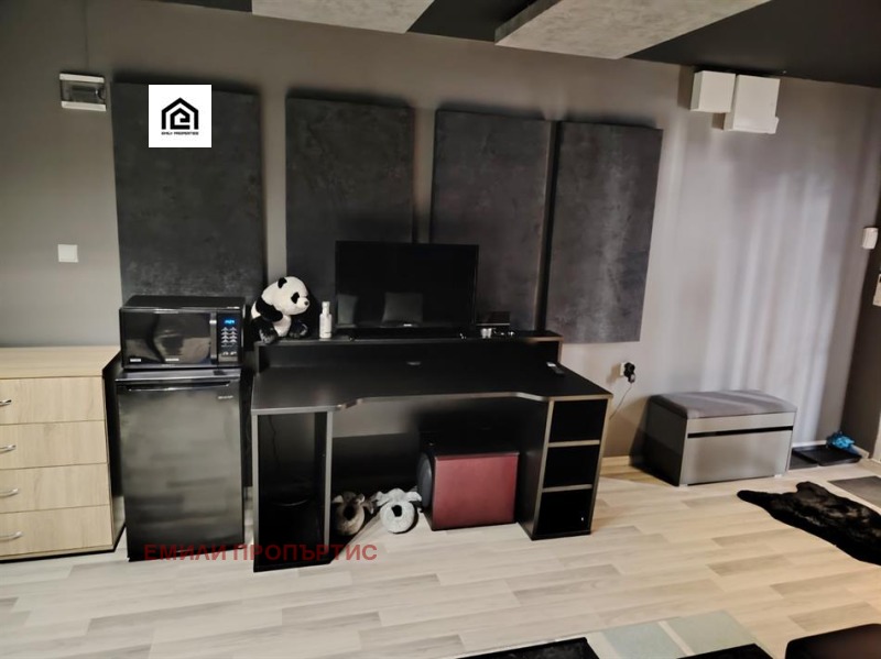 K pronájmu  Podkroví Sofia , Krastova vada , 40 m2 | 83077979 - obraz [4]
