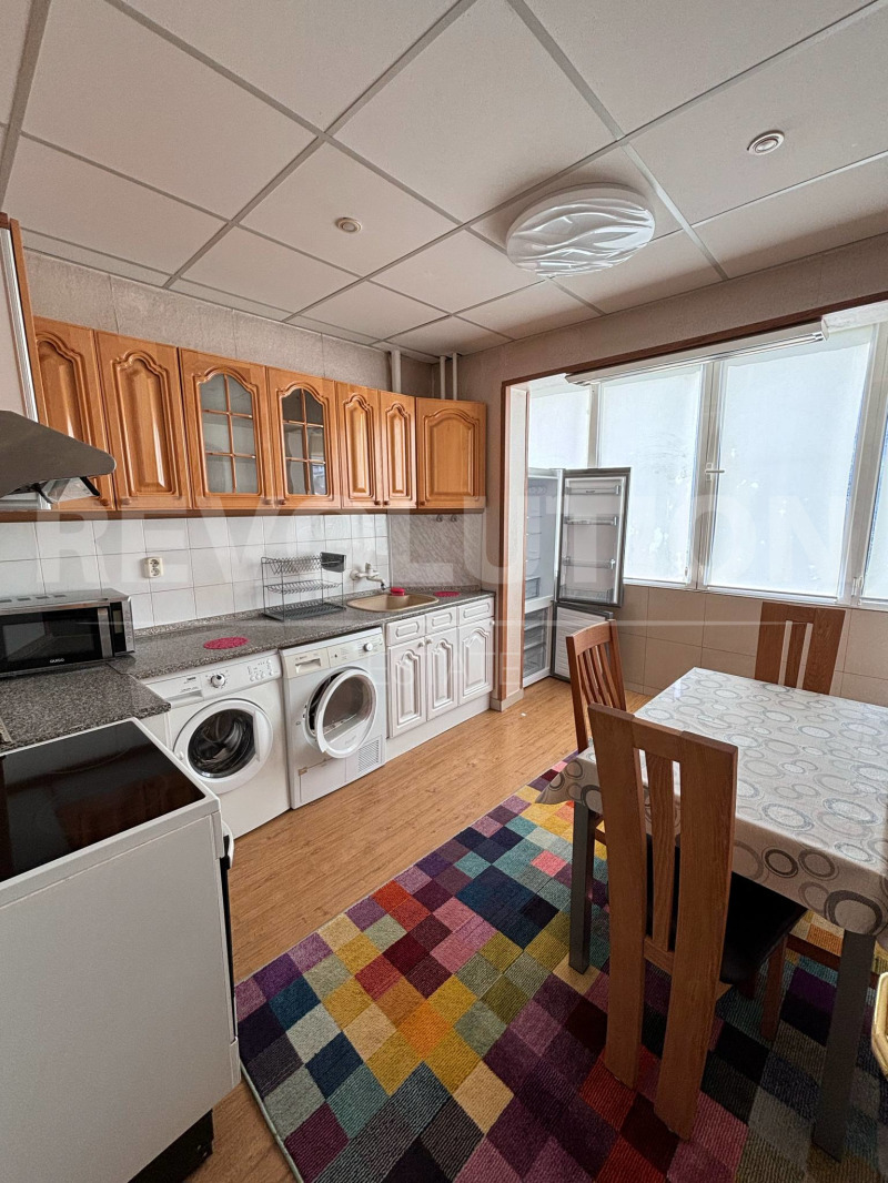 Til leje  2 soveværelser Plovdiv , Karshiyaka , 100 kvm | 49698429 - billede [2]