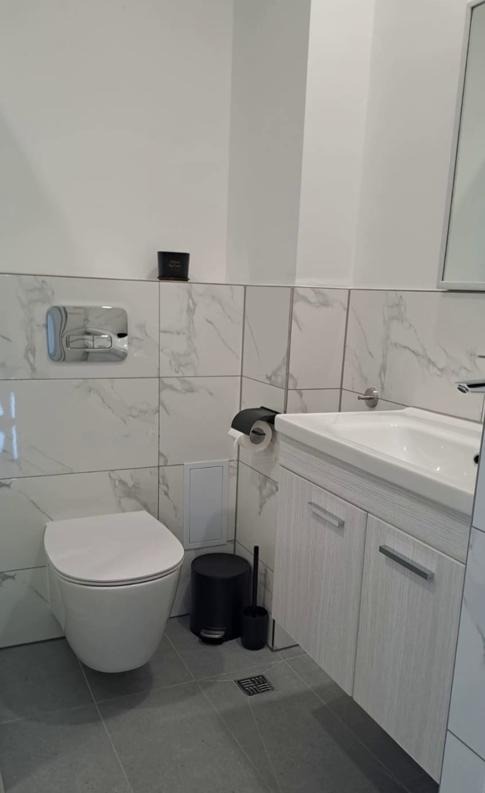 En renta  2 dormitorios Plovdiv , Gagarin , 88 metros cuadrados | 98354342 - imagen [5]