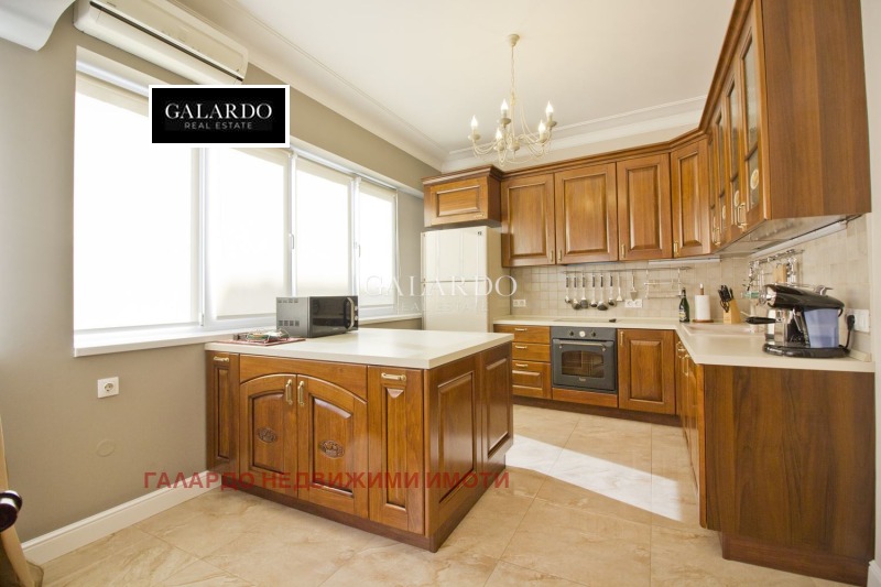 Дава под наем 3-СТАЕН, гр. София, Център, снимка 6 - Апартаменти - 53563348