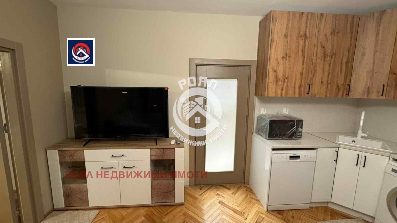 Дава под наем МНОГОСТАЕН, гр. Пловдив, Христо Смирненски, снимка 2 - Апартаменти - 52880316