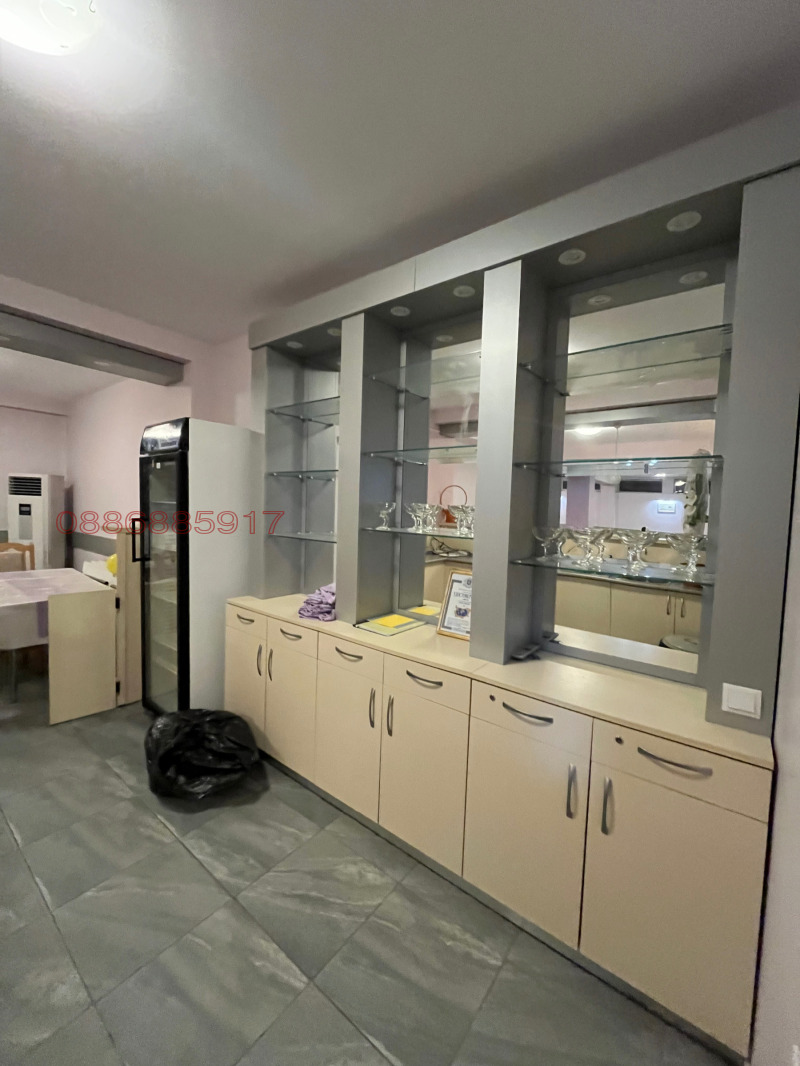 Дава под наем МАГАЗИН, гр. Кърджали, Възрожденци, снимка 4 - Магазини - 52781139