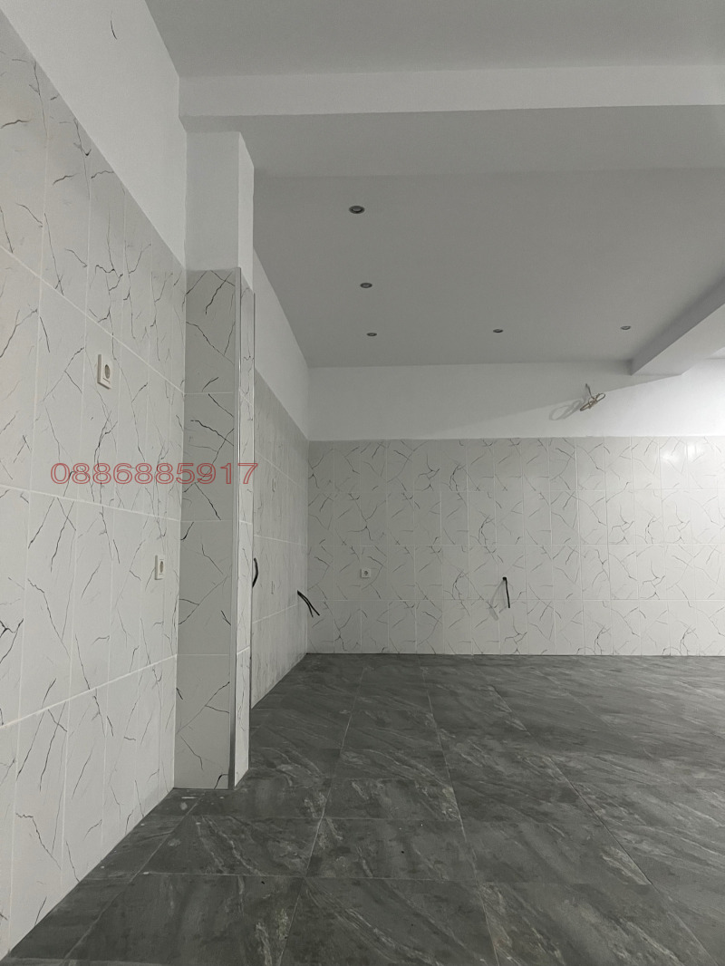 Дава под наем МАГАЗИН, гр. Кърджали, Възрожденци, снимка 10 - Магазини - 52781139