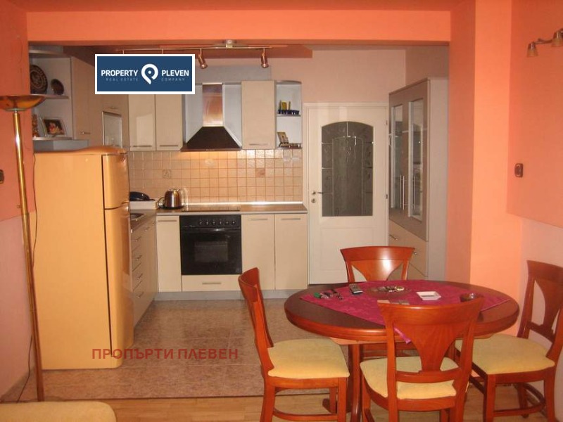 Под наем 2-СТАЕН, град Плевен, Широк център • 300 € / 586.75 лв. • 92535090 1