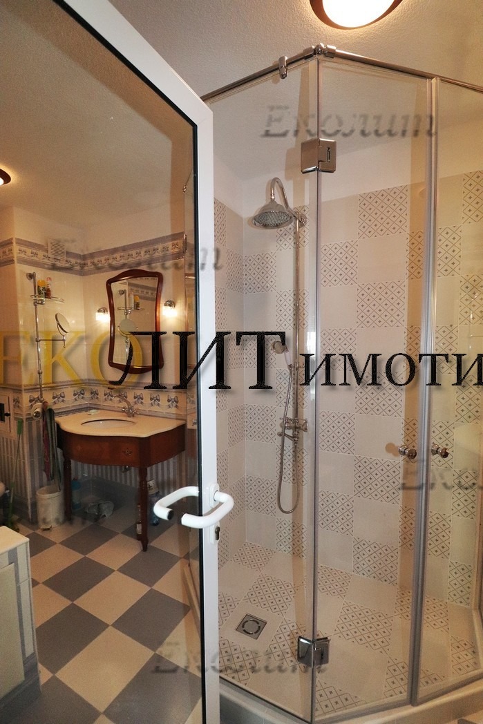 Дава под наем 4-СТАЕН, гр. София, Лозенец, снимка 9 - Апартаменти - 53645353