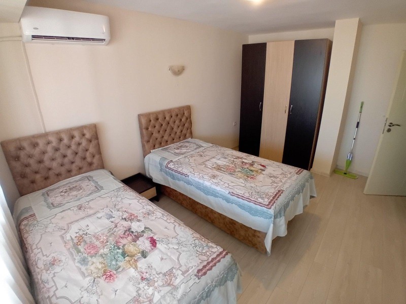 För uthyrning  Etagevåning Plovdiv , Kamenica 1 , 140 kvm | 69393078 - bild [6]