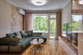 2 bedroom Oborishte, Sofia 3