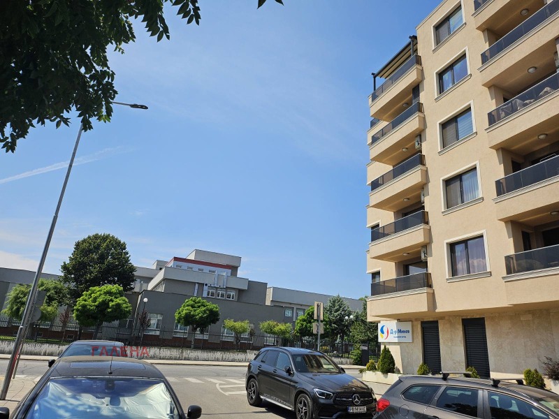 Kiadó  1 hálószoba Plovdiv , Mladezski Halm , 75 négyzetméter | 79411239