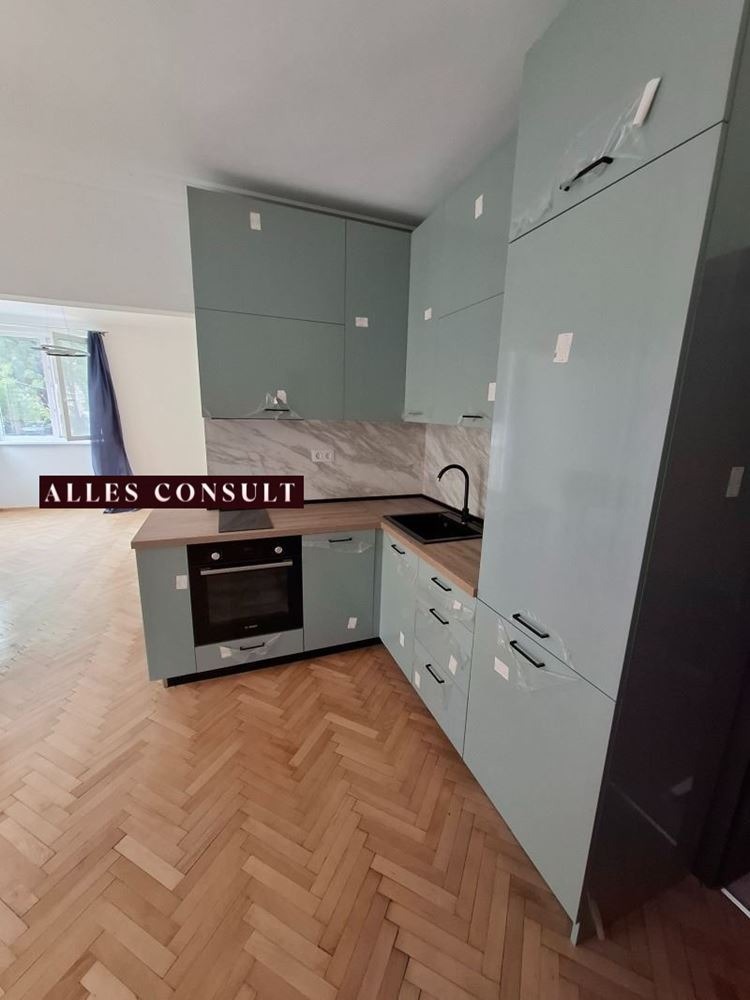 Zu vermieten  2 Schlafzimmer Sofia , Lozenez , 85 qm | 25653060
