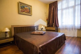 3+ bedroom Operata, Varna 1