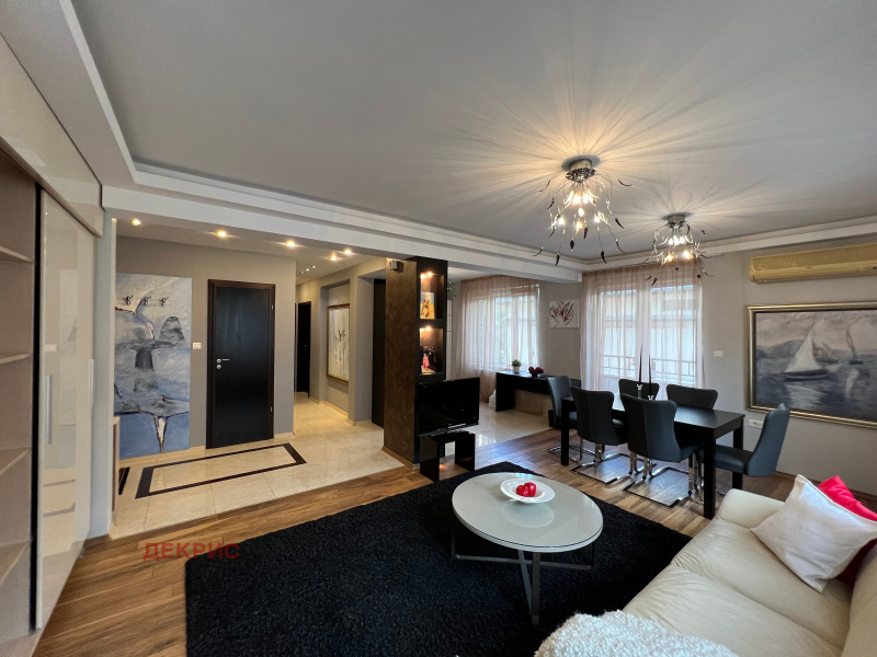 Kiadó  2 hálószobás Sofia , Centar , 120 négyzetméter | 34711041 - kép [5]