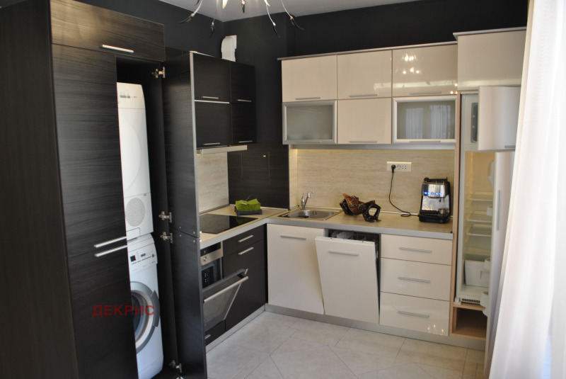 Kiadó  2 hálószobás Sofia , Centar , 120 négyzetméter | 34711041 - kép [4]