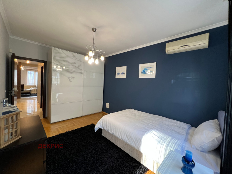 Kiadó  2 hálószobás Sofia , Centar , 120 négyzetméter | 34711041 - kép [9]