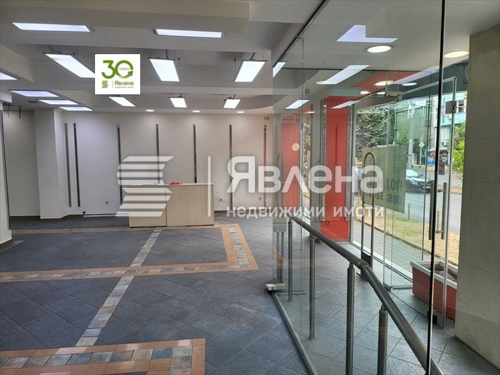 Дава под наем МАГАЗИН, гр. Варна, ВИНС-Червен площад, снимка 4 - Магазини - 54117357