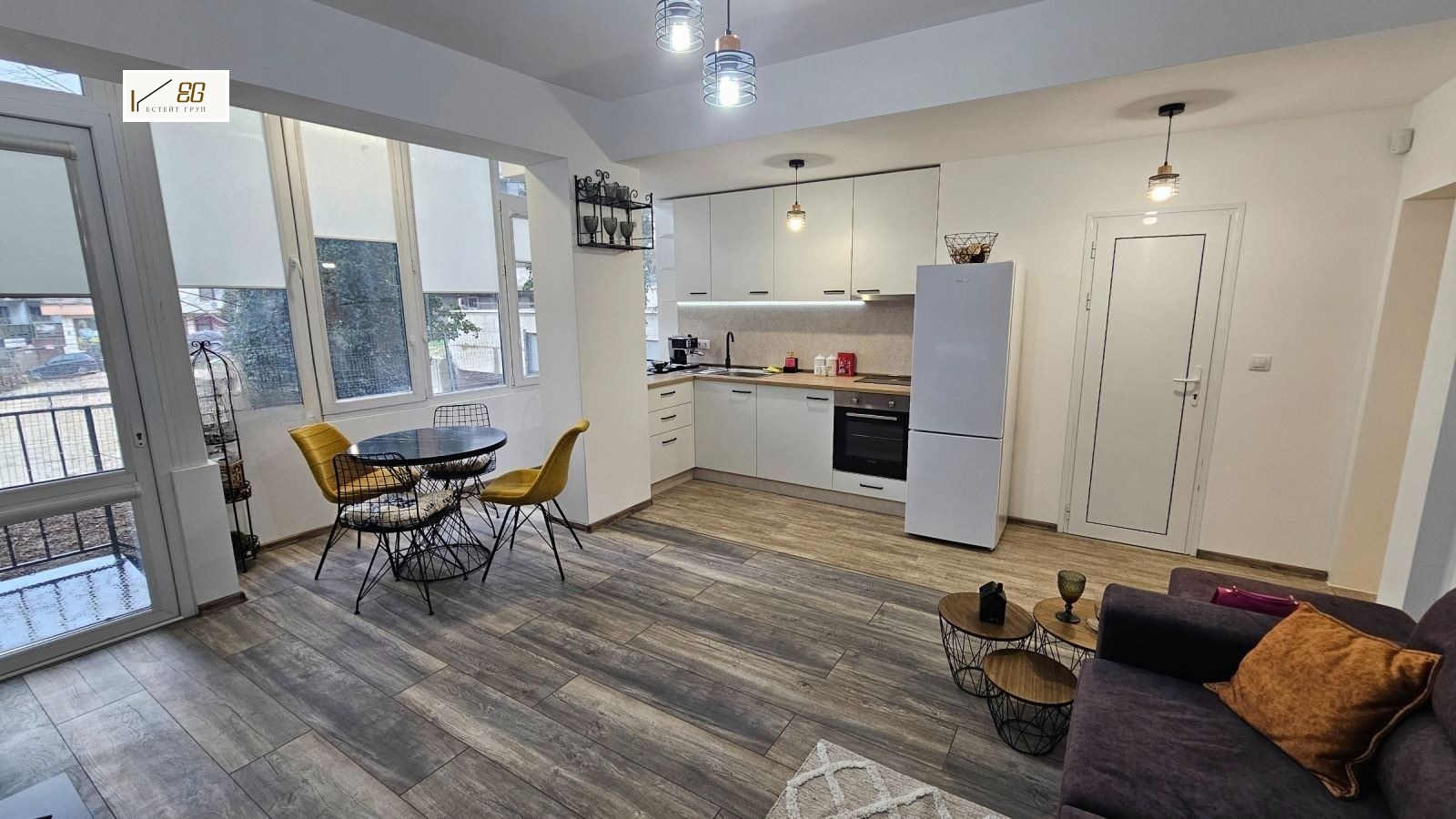 Дава под наем 3-СТАЕН, гр. Варна, Център