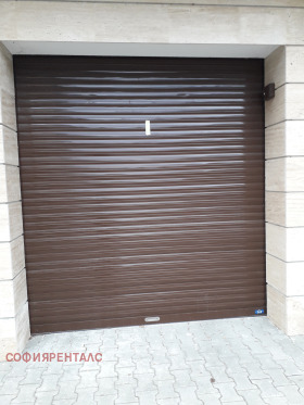 Garage Zentar, Sofia