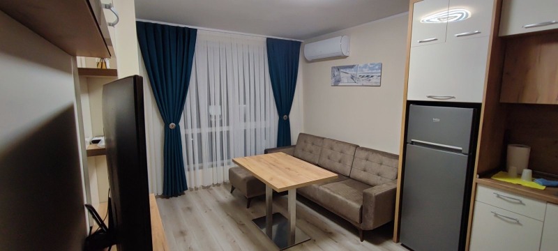 Под наем 2-СТАЕН, град Варна, Възраждане 1 • 550 € / 1075.71 лв. • 71204658 1