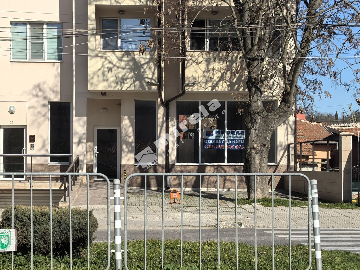 Дава под наем МАГАЗИН, гр. Ямбол, Граф Игнатиев, снимка 11 - Магазини - 53778017