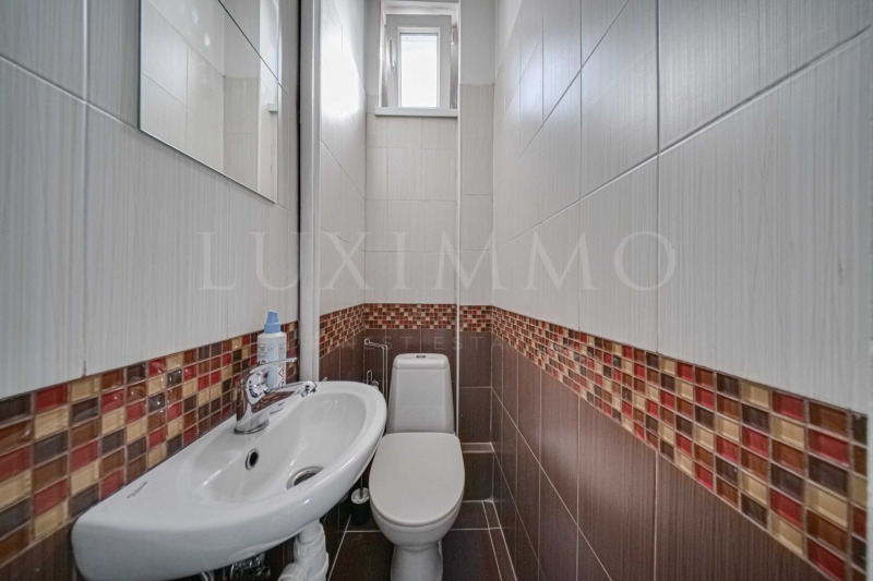 Zu vermieten  2 Schlafzimmer Sofia , Zentar , 100 qm | 44371146 - Bild [17]