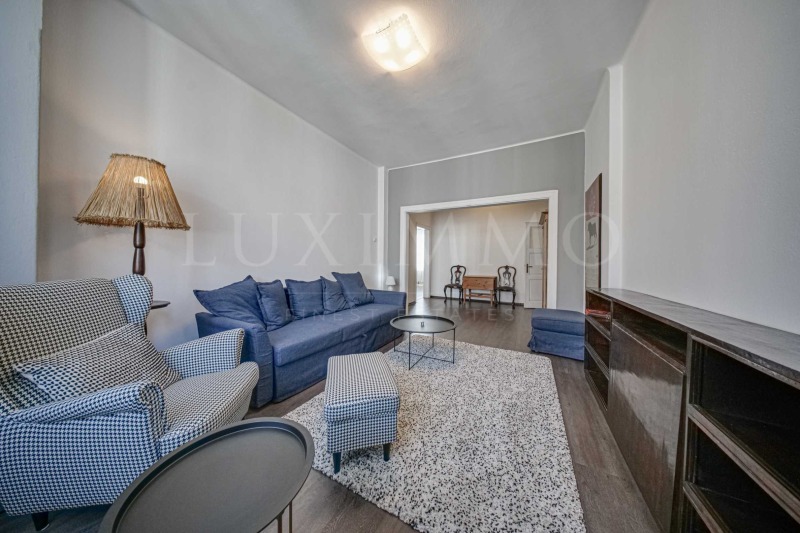 Zu vermieten  2 Schlafzimmer Sofia , Zentar , 100 qm | 44371146