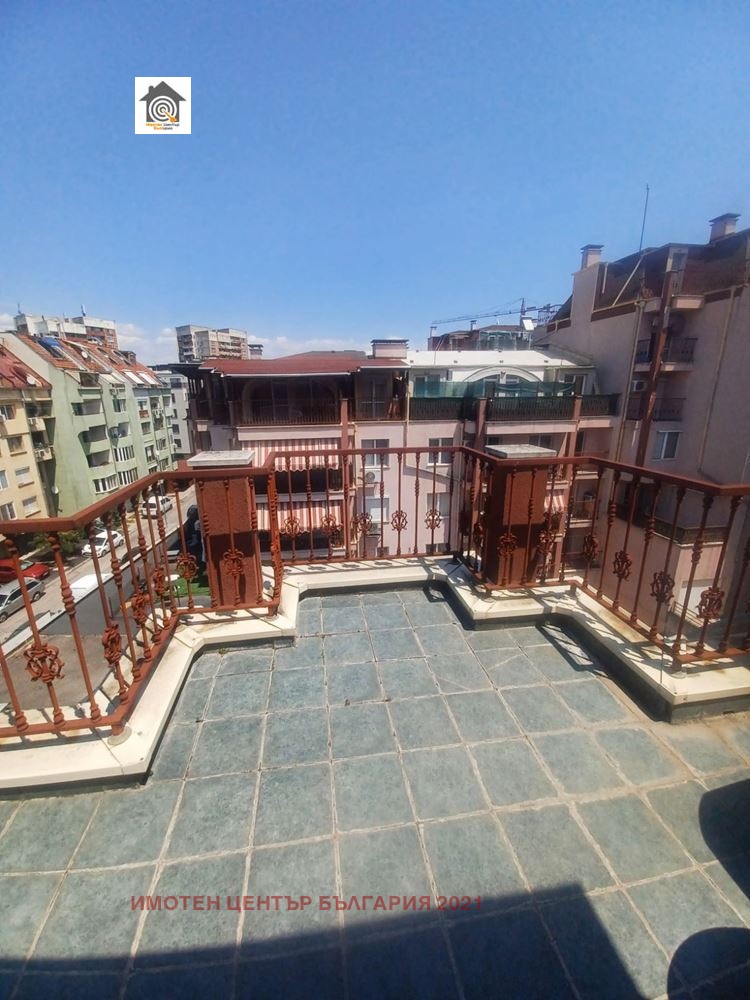 De inchiriat  Studio Sofia , Studentsci grad , 50 mp | 69792758 - imagine [11]
