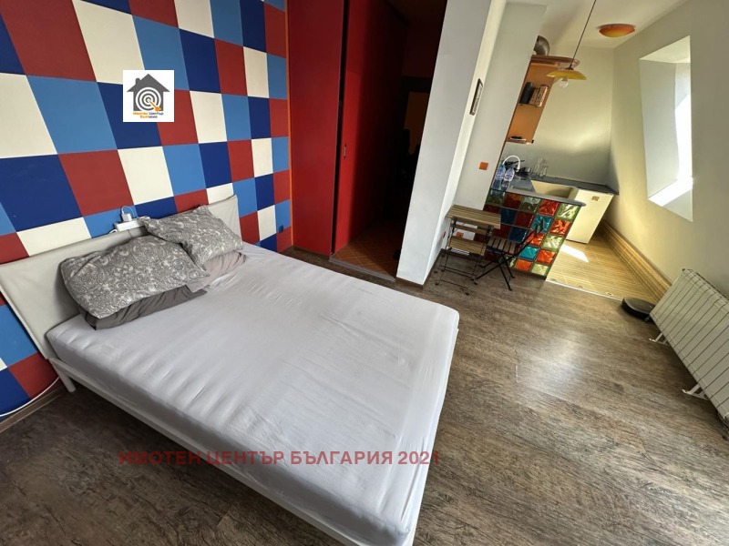 De inchiriat  Studio Sofia , Studentsci grad , 50 mp | 69792758 - imagine [3]