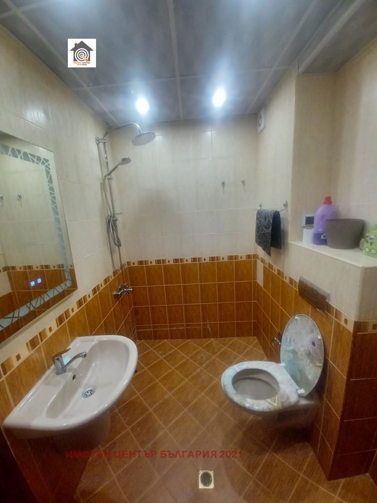 De inchiriat  Studio Sofia , Studentsci grad , 50 mp | 69792758 - imagine [8]