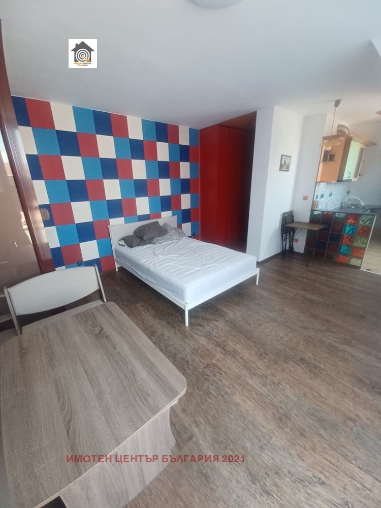 De inchiriat  Studio Sofia , Studentsci grad , 50 mp | 69792758 - imagine [4]