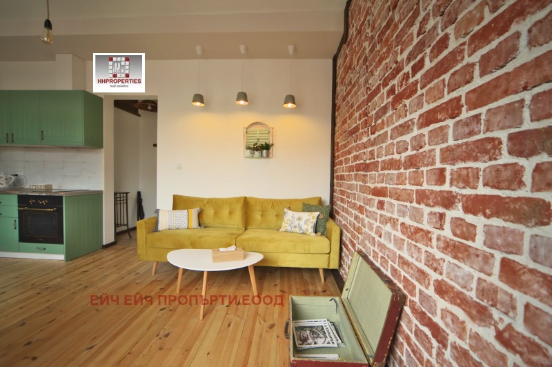 Под наем 2-СТАЕН, град Пловдив, Център • 900 лв. / 460.16 € • 18183099 1