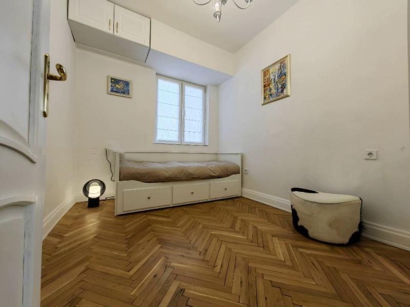 Издаје се  2 спаваће собе Софија , Центар , 75 м2 | 11766031 - слика [9]