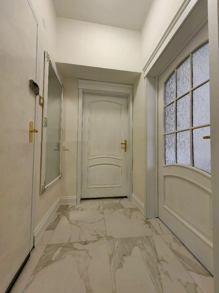 Издаје се  2 спаваће собе Софија , Центар , 75 м2 | 11766031 - слика [11]