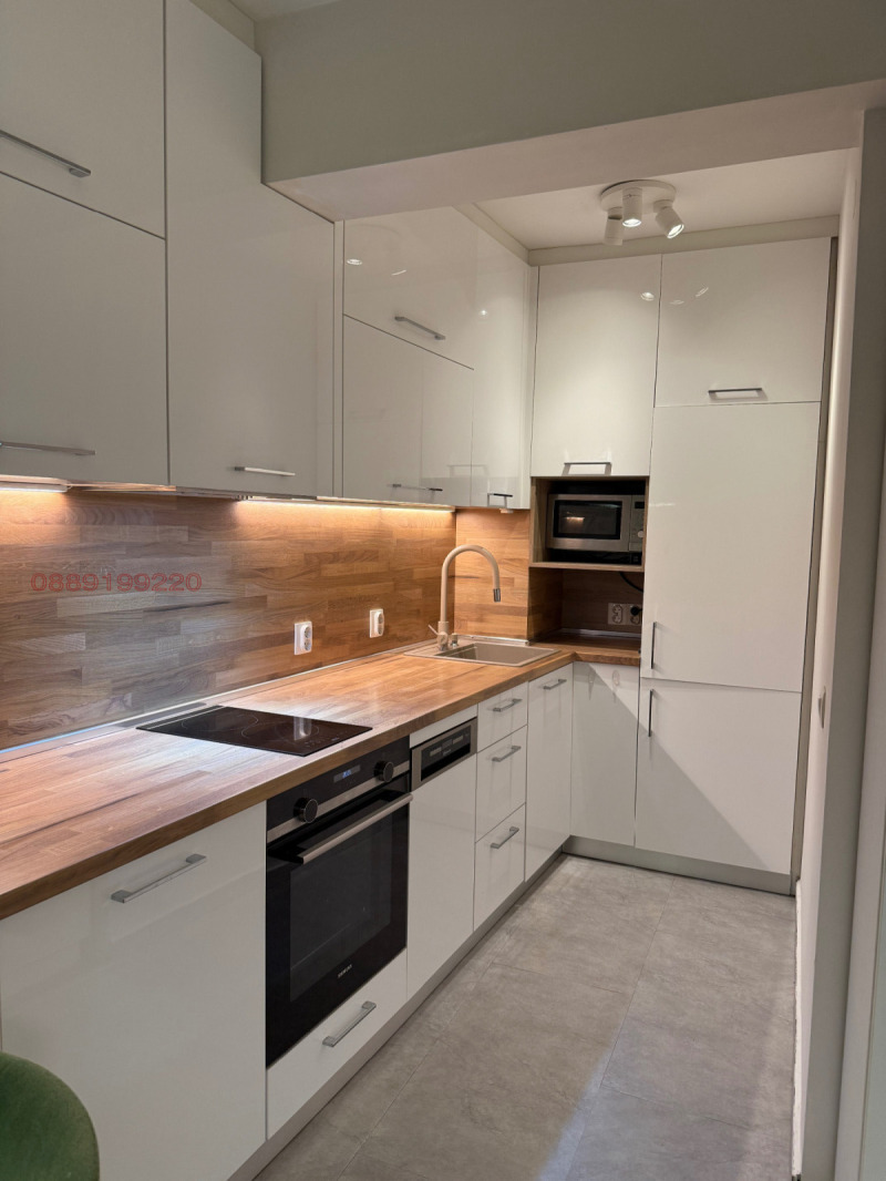 Дава под наем 3-СТАЕН, гр. София, Оборище, снимка 5 - Апартаменти - 52640158