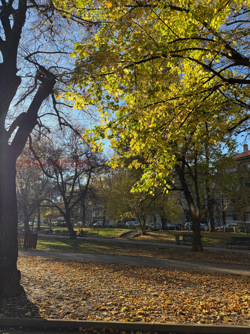 Дава под наем 3-СТАЕН, гр. София, Оборище, снимка 13 - Апартаменти - 52640158