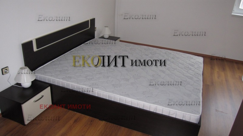 De inchiriat  3+ dormitor Sofia , Studentsci grad , 170 mp | 80189205 - imagine [4]
