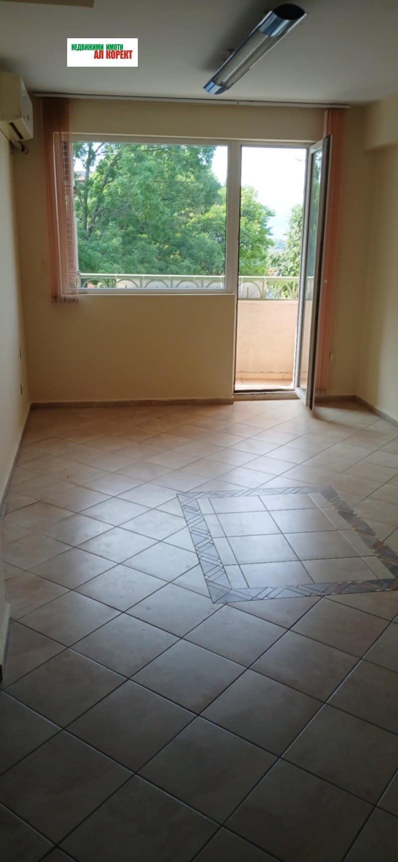 Дава под Наем ОФИС в град Варна, Център - 70 кв.м / 560 € » 1 095.26 лв., АЛ КОРЕКТ
