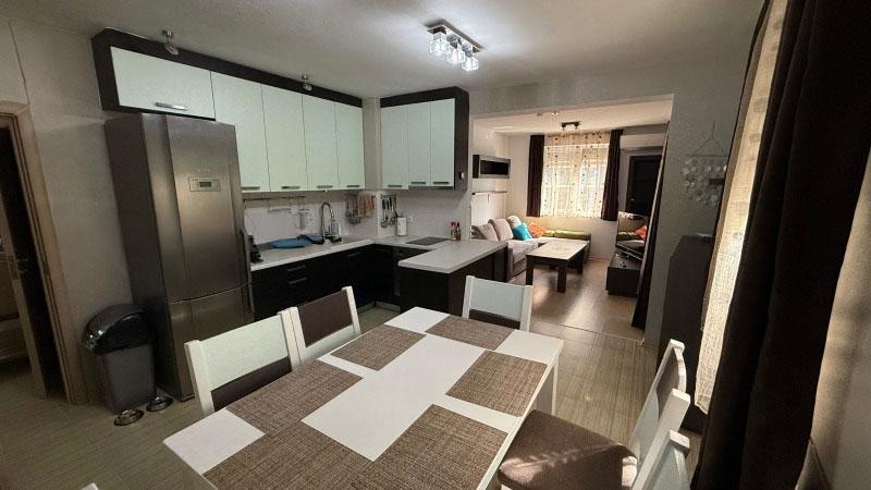 For Rent  3+ bedroom Plovdiv , Karshiyaka , 101 sq.m | 77620798