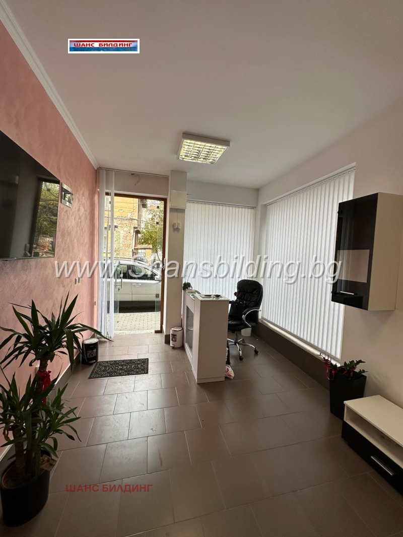 Da affittare  Negozio Plovdiv , Tsentar , 80 mq | 44807123